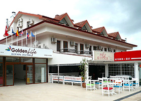 Golden Life Resort & Spa
